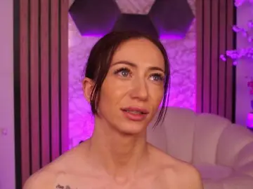 Bongacams Sex Cam of RubyFever