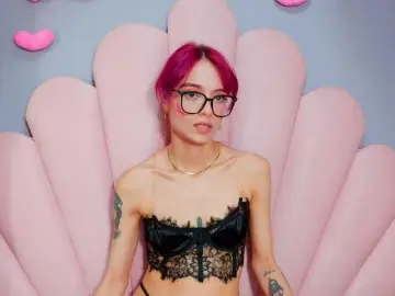 Bongacams Private Sex Chat of LUCYMILLER