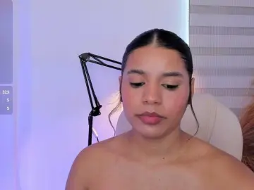 Bongacams Nude Webcam of Allisonowens