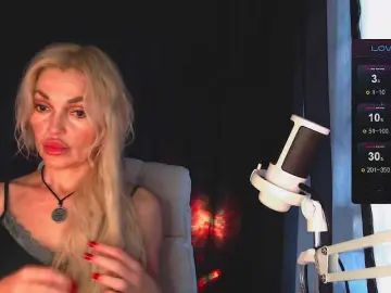 Bongacams Live Sex Cam of Margo77-1