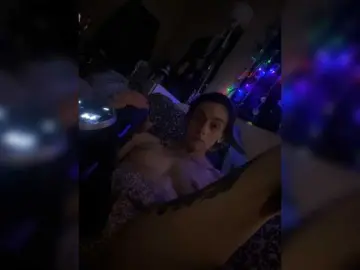 Bongacams Free Porn Cam of Brujaxgrey