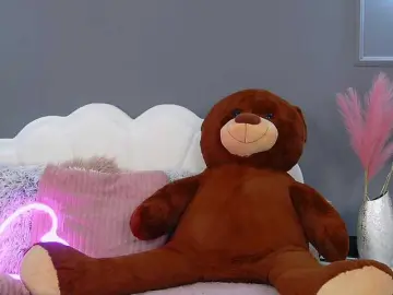 Bongacams Live Sex Cam of CrystalRed