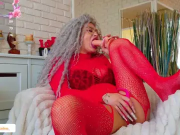 Bongacams Adult Webcam of blondeceline