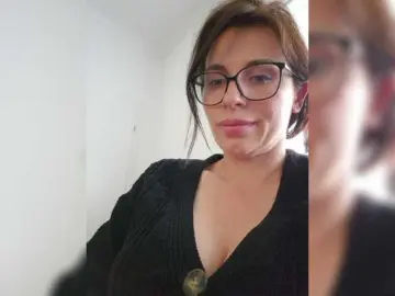 Bongacams Free Porn Cam of SophieMary