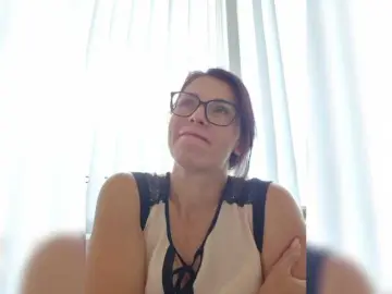 Bongacams Free Porn Cam of SophieMary