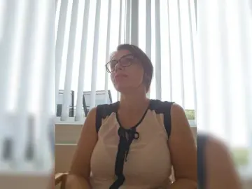 Bongacams Free Porn Cam of SophieMary