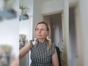 Bongacams Best Webcam of ShiningMILF