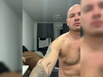 Bongacams Live Sex Cam of ALEXMILANA