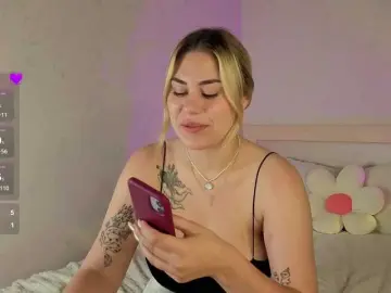 Bongacams Free Live Porn of mirabellashake1