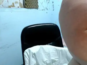 Bongacams Nude Webcam of squirtbbw
