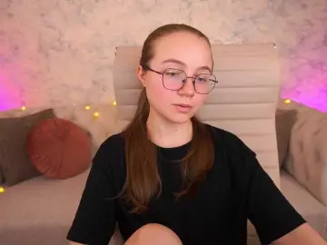 Bongacams Live Sex Cam of ArrinaWairr