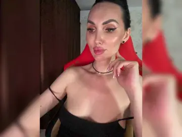 Bongacams Free Live Porn of LolaFox
