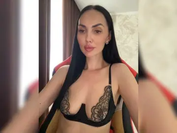 Bongacams Watch Live Sex Cams of LolaFox