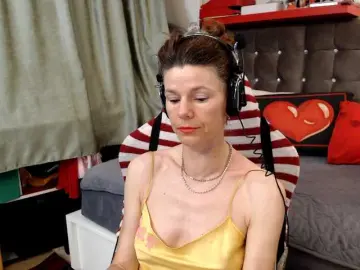 Bongacams Sex Chat of kellysurfing