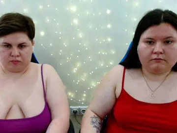 Bongacams Sex Cam of BeckyAndEllen