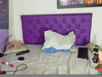 Bongacams Adult Video Chat of ebony-NeighborMoans