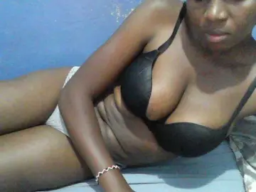 Bongacams Sex Cam of Mystiq-Ella