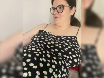 Bongacams Free Live Porn of ChubbyBae