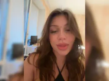 Bongacams Watch Live Sex Cams of CutieMolly
