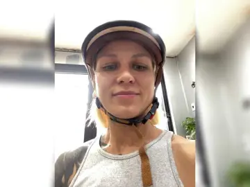 Bongacams Sex Cam of BubaLeh666