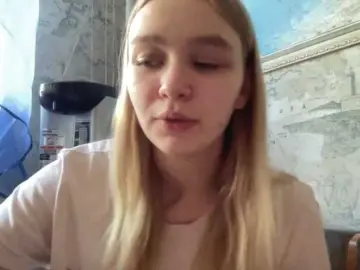 Bongacams Sex Cam of HerminiaLanting