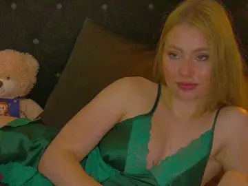 Bongacams Watch Live Sex Cams of MisshaNight