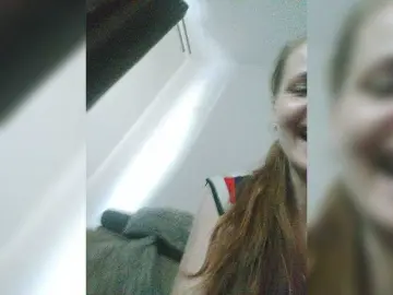 Bongacams Sex Cam of Lulu-Erotica