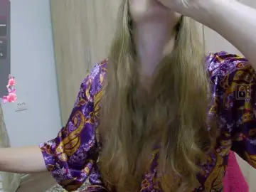 Bongacams Nude Webcam of Lulu-Erotica