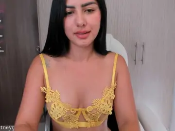 Bongacams Live Sex Cam of misswhitneyr