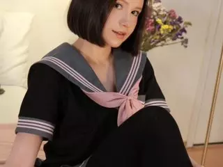-FemaleEssence-