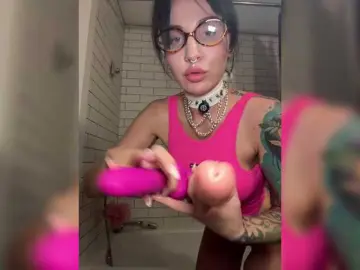 Bongacams Live Sex of CosmoV1be