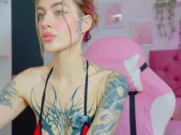 Bongacams Watch Live Sex Cams of TaylorKnapp
