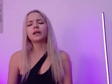 Bongacams Sex Cam of Aisha-engel