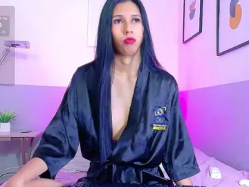 Bongacams Free Porn Cam of skinnyprinces