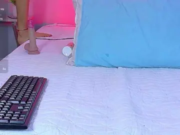 Bongacams Nude Webcam of skinnyprinces