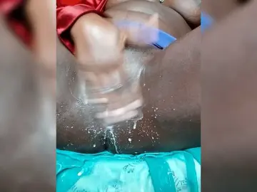 Bongacams Best Webcam of Squirt28