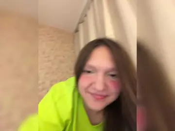 Bongacams Watch Live Sex Cams of Cute-Lolly