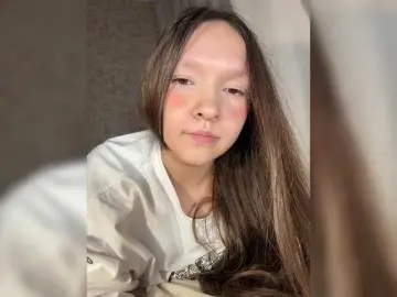 Bongacams Live Sex Cam of Cute-Lolly