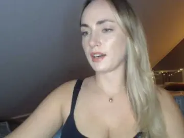 Bongacams Private Sex Chat of ScarlettXQueen