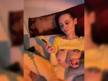 Bongacams Adult Webcam of OriginalHOOLi
