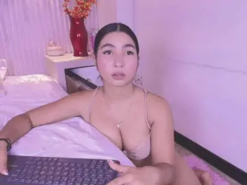 Bongacams Live Sex Cam of Bella-martini