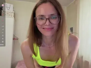 Bongacams Best live sex cam show of mmmayday