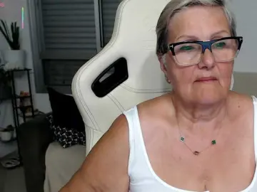 Bongacams Nude Webcam of Selenna65