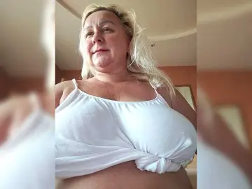 Bongacams Adult Video Chat of MiraRobens1