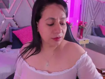 Bongacams Live Porn of adri-rivera