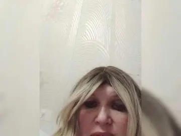 Bongacams Watch Live Sex Cams of Kolibrii