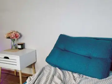 Bongacams Watch Live Sex Cams of hotmiamix