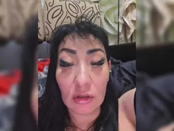Bongacams Watch Live Sex Cams of xxxDirtyBitchxxx