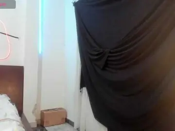 Bongacams Nude Webcam of latinaStepStar
