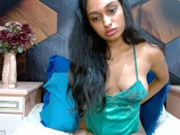 Bongacams Live Sex of LusciousIndian